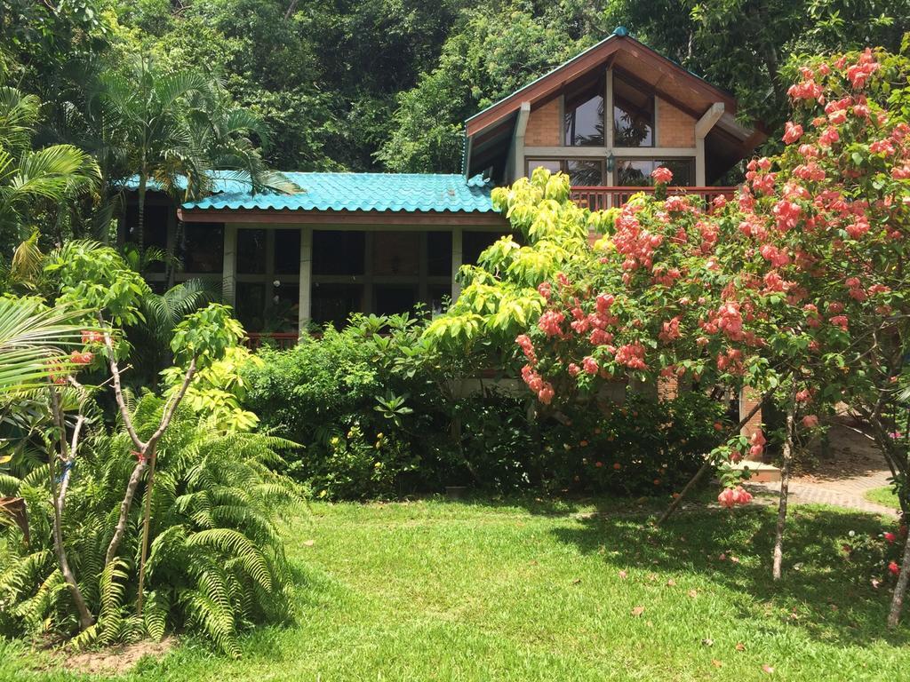 Hanalei Gardens メナムビーチ エクステリア 写真
